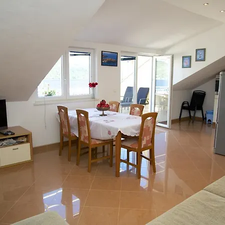 Premier View Apartmán