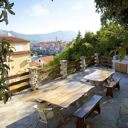 Premier View Apartmán