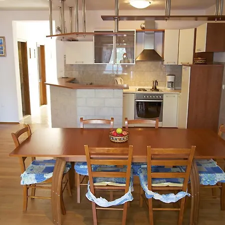 Premier View Apartment